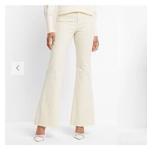 Mid Rise Cream Raw Hem '70s Flare Jeans